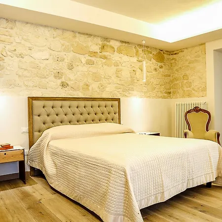 Dei Raselli Nocleg ze śniadaniem 4*